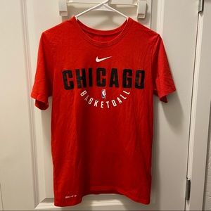 Chicago Bulls basketball Tee